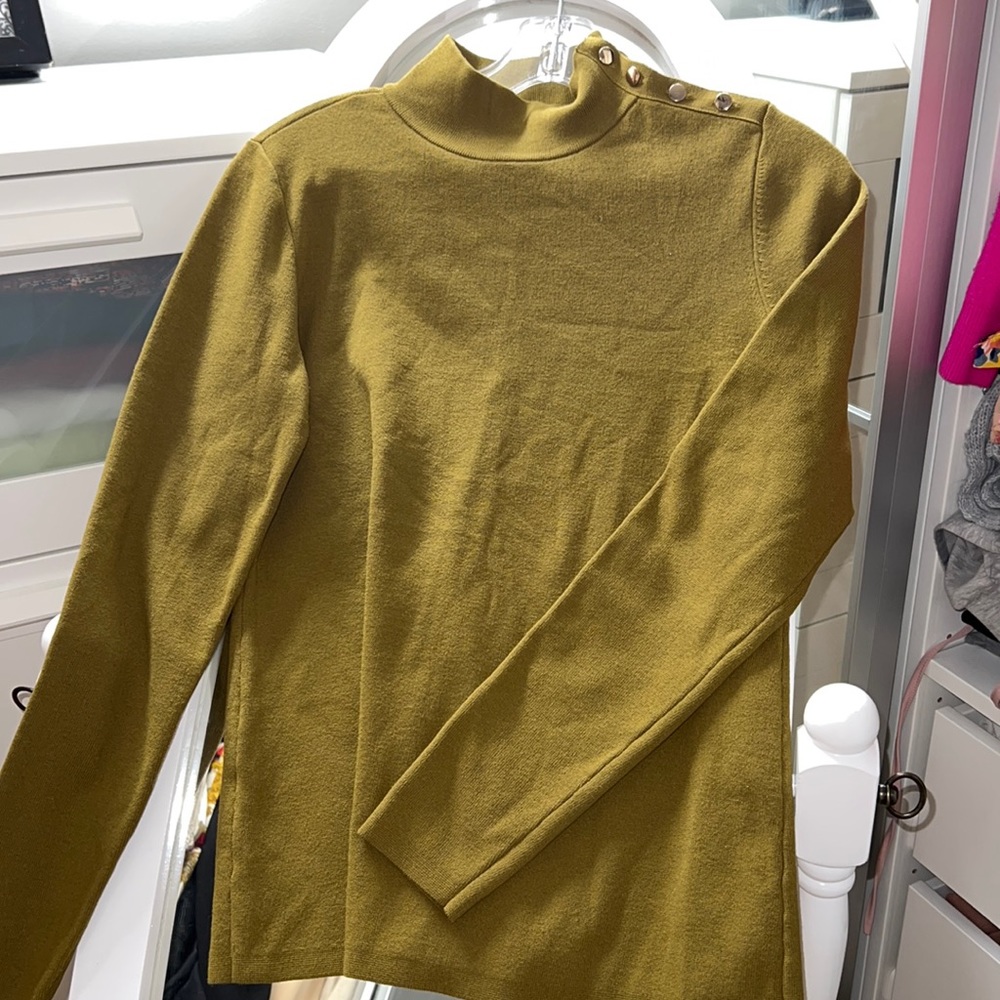 Ann Taylor size M